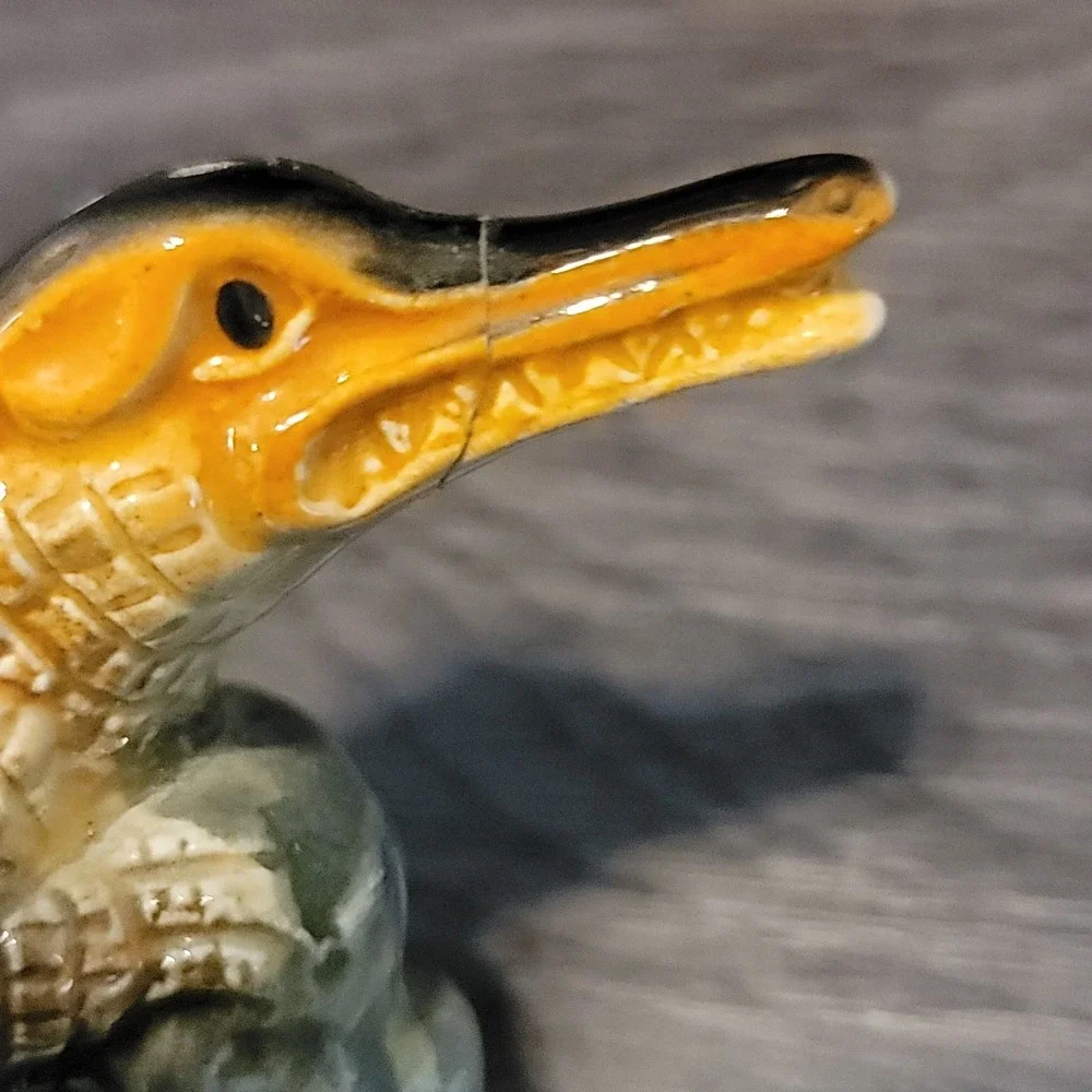 ALLIGATOR Ceramic Salt/Pepper Shakers Vintage FLORIDA Souvenir Japan Gator READ